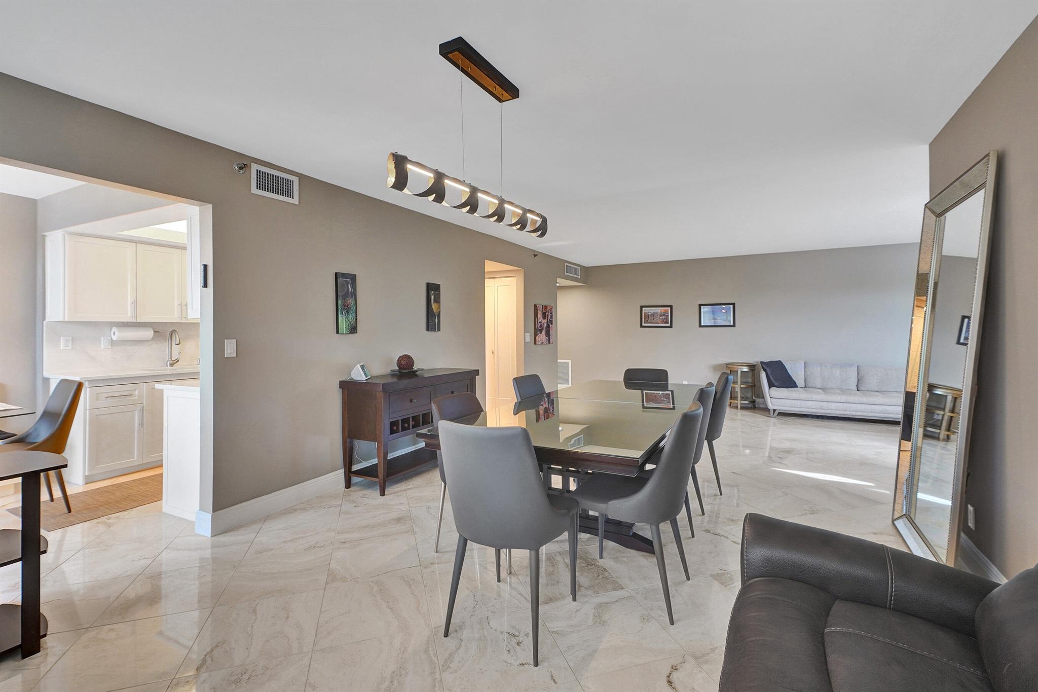 LA FONTANA CONDO - Residential