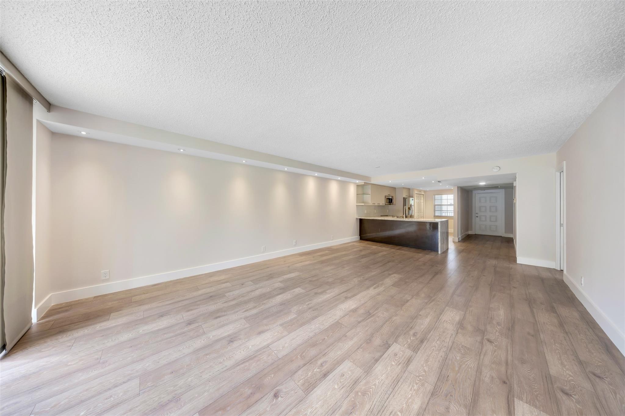 No 86 Palm-Aire Country C - Residential Lease