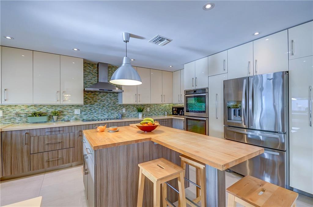 EMERALD HILLS - Residential