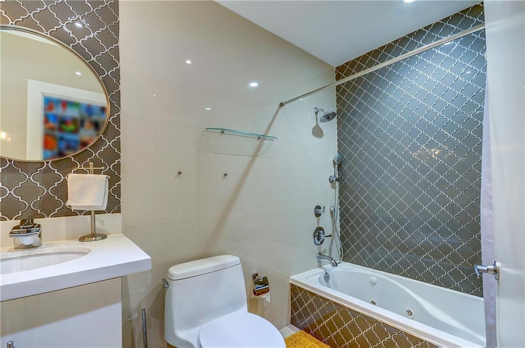 EMERALD HILLS - Residential