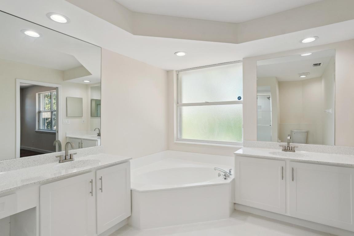 Enclave at Fairway Isles - Residential