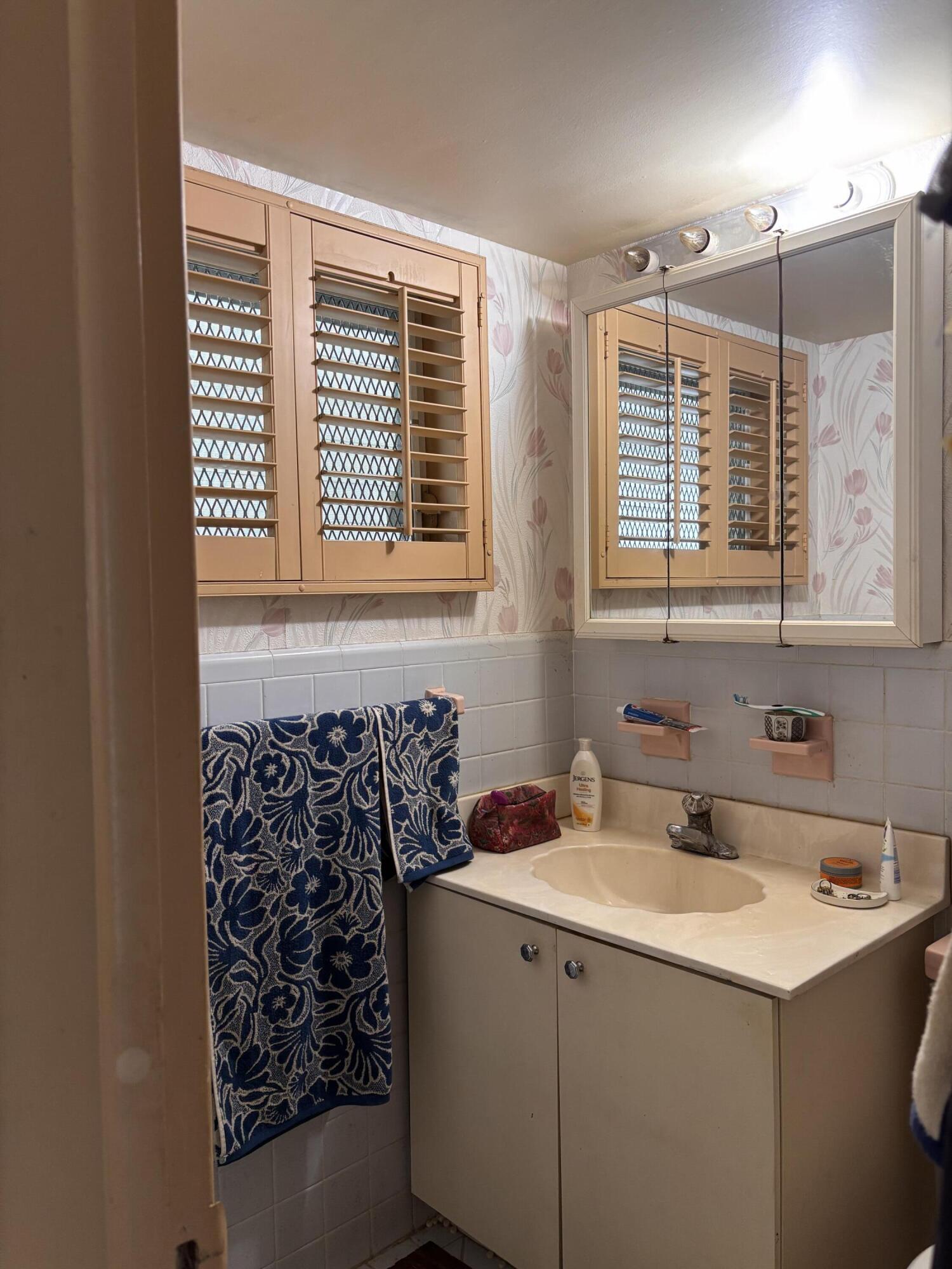 TROPICANA GARDENS INC - Residential