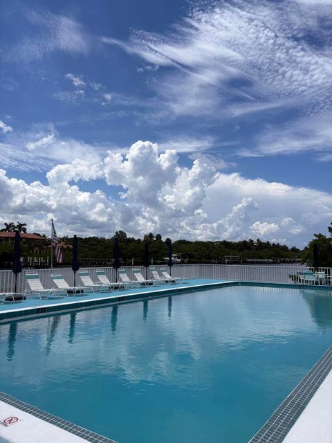 4001 S Ocean Boulevard S 204 Palm Beach FL 33480