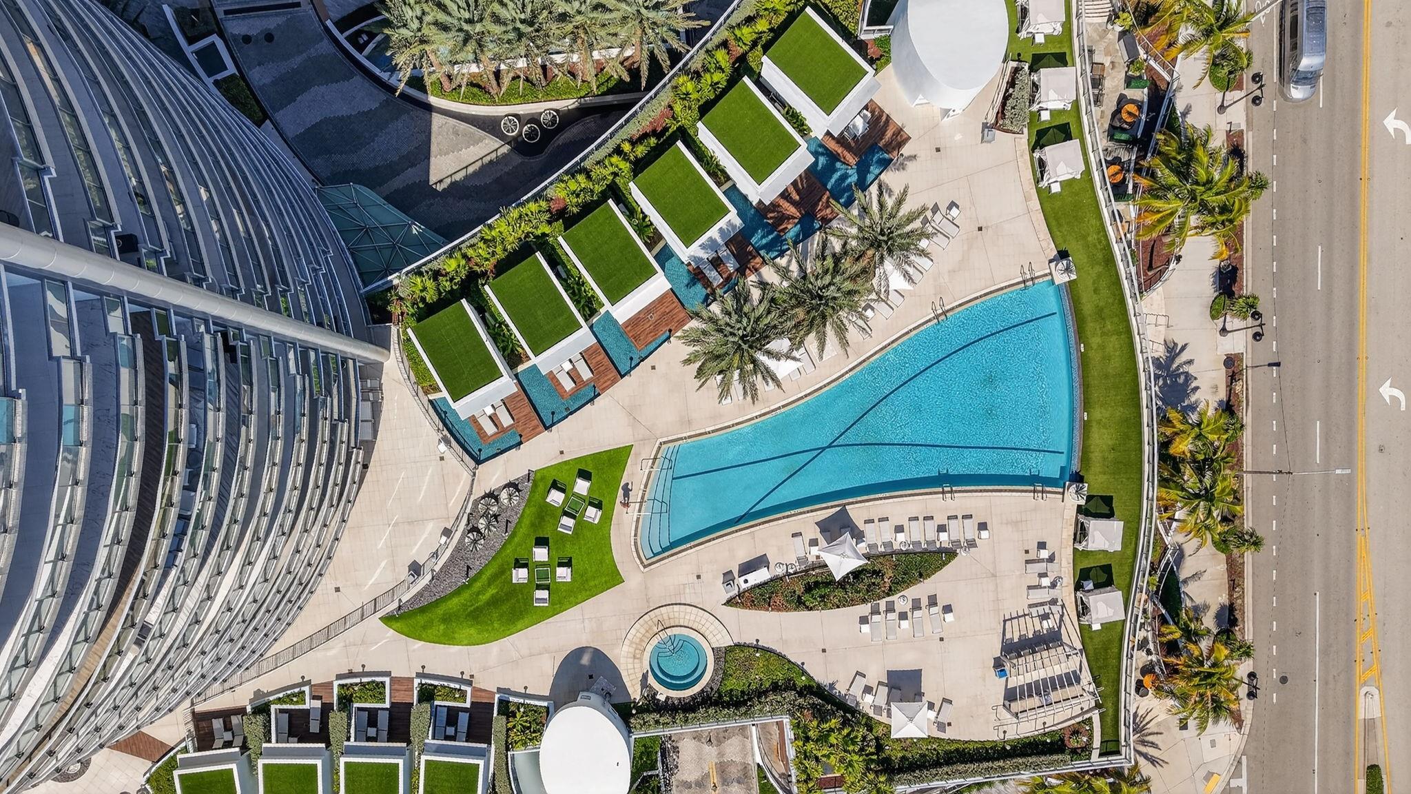 Paramount - Residential