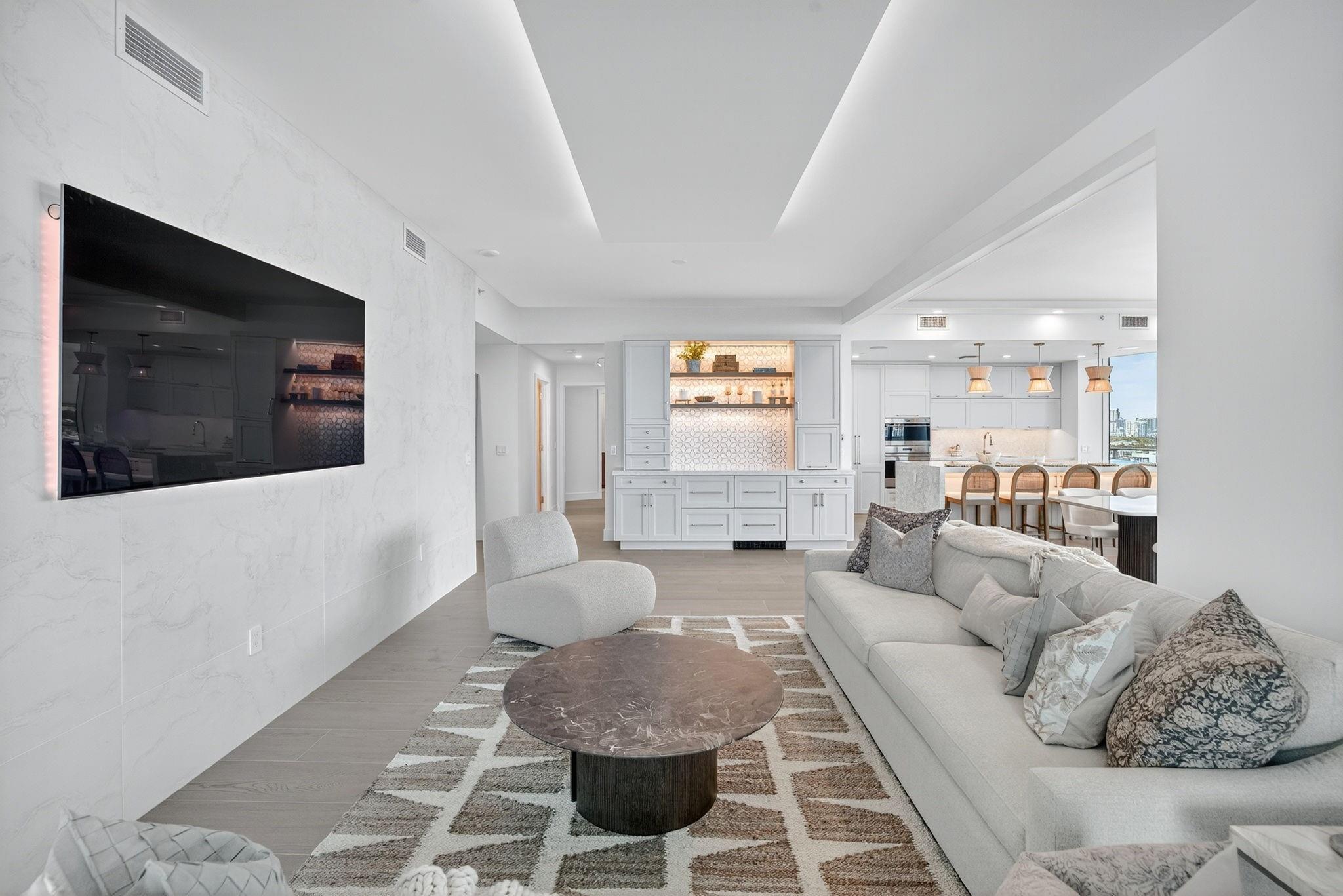 Paramount - Residential