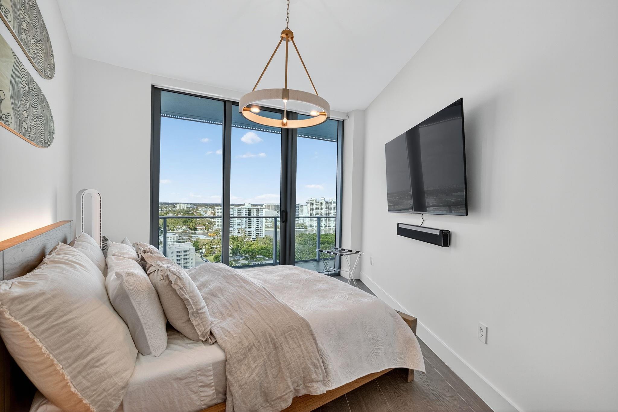 Paramount - Residential