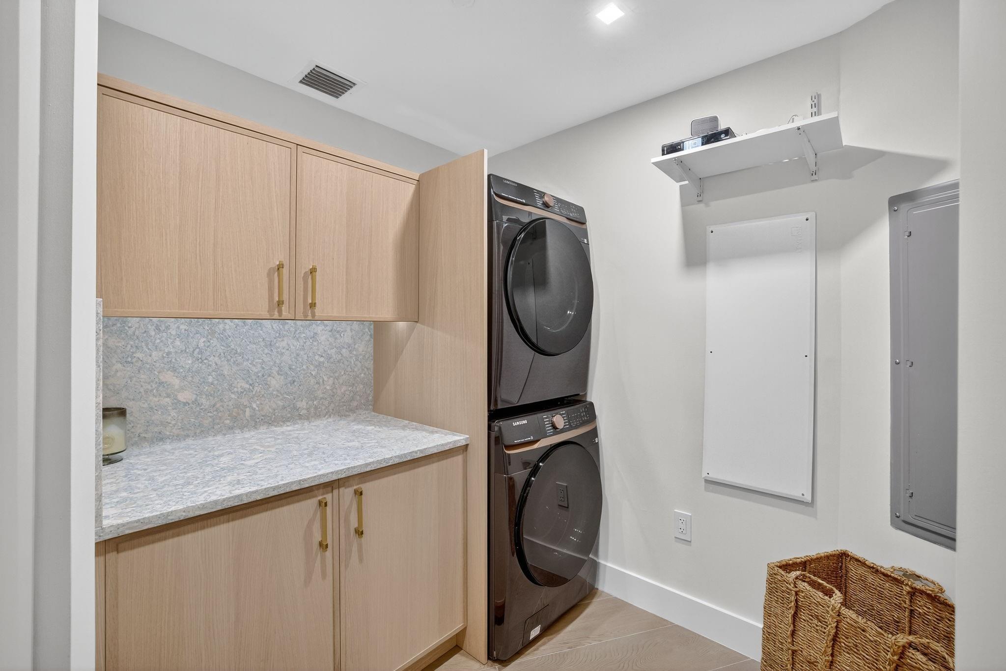 Paramount - Residential