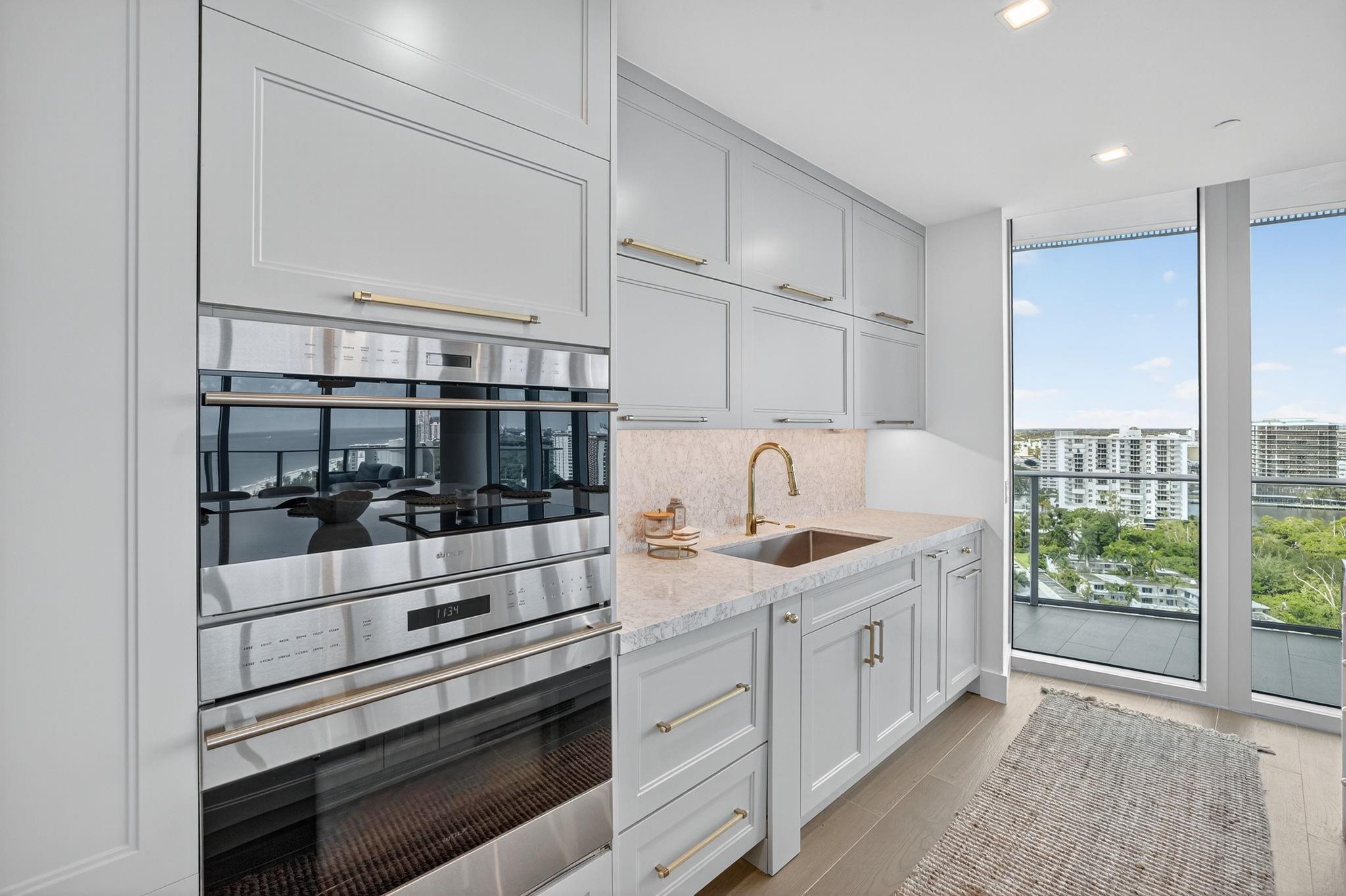 Paramount - Residential