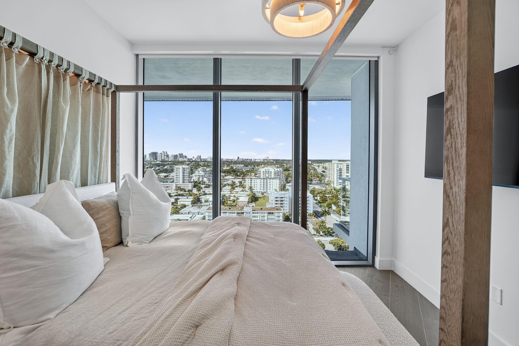 Paramount - Residential