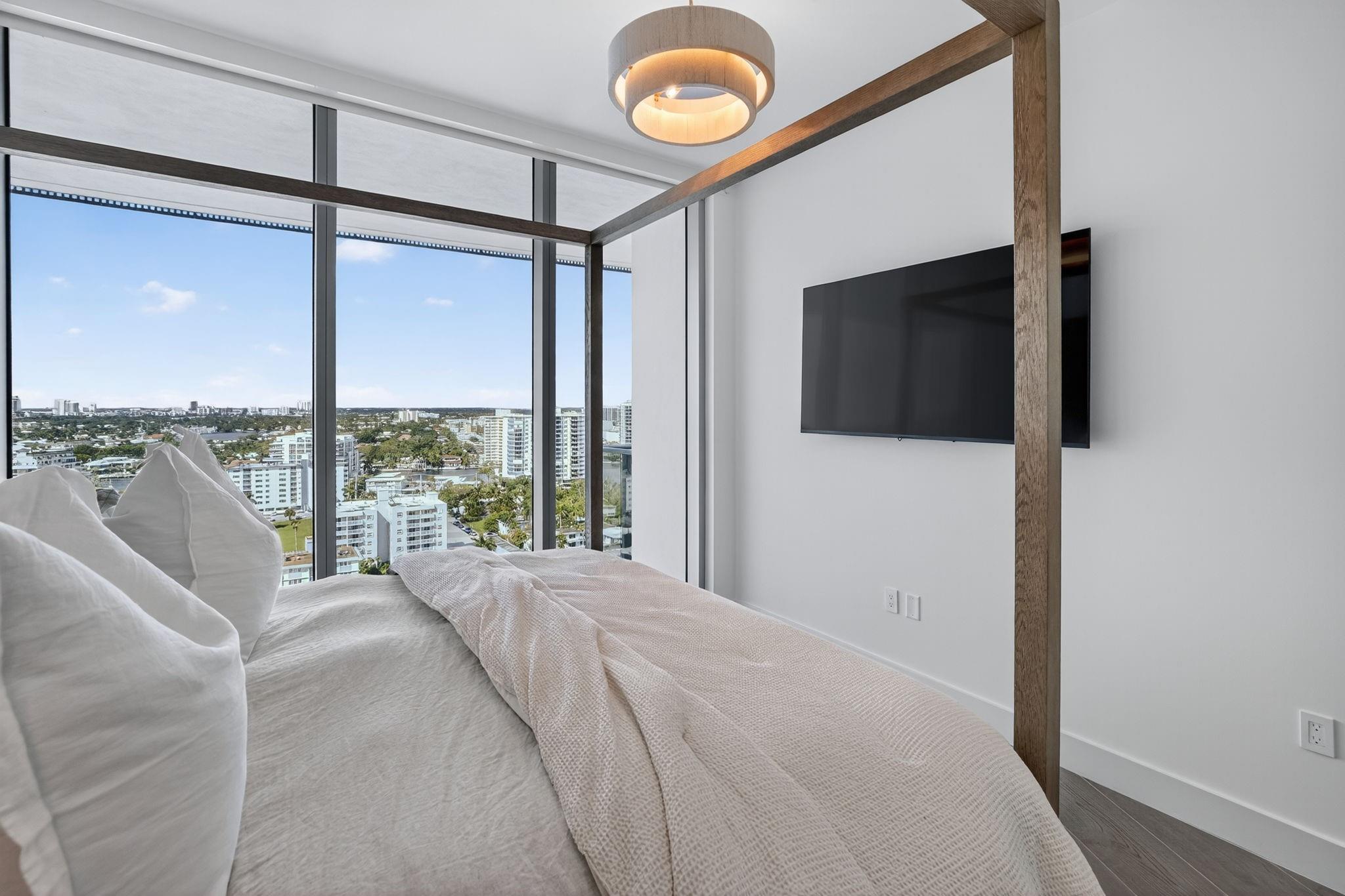 Paramount - Residential