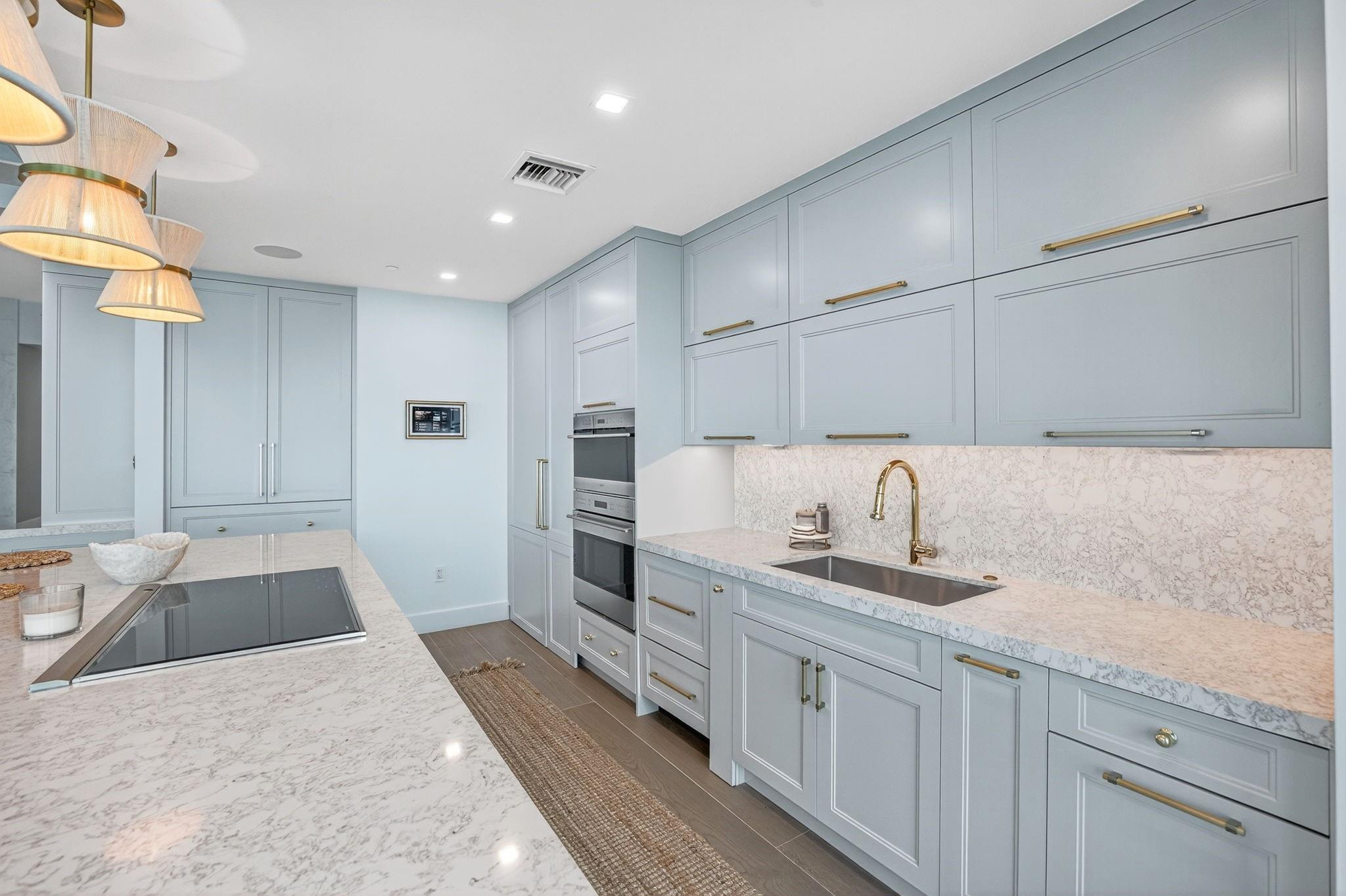 Paramount - Residential