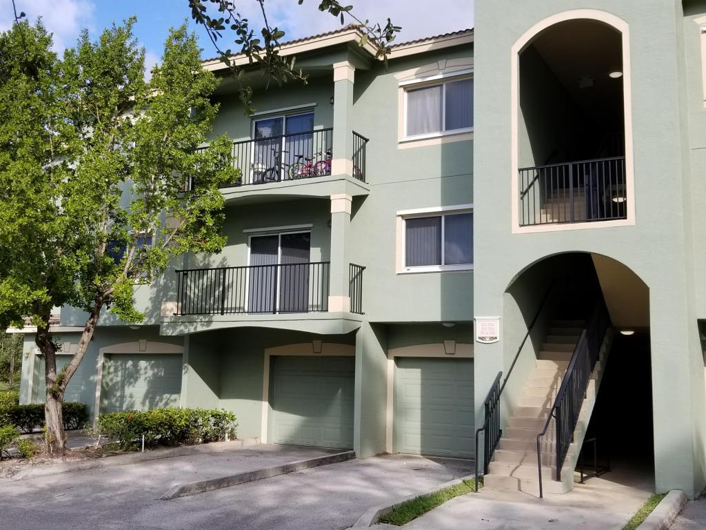 Kensington Of Royal Palm - Residential Lease