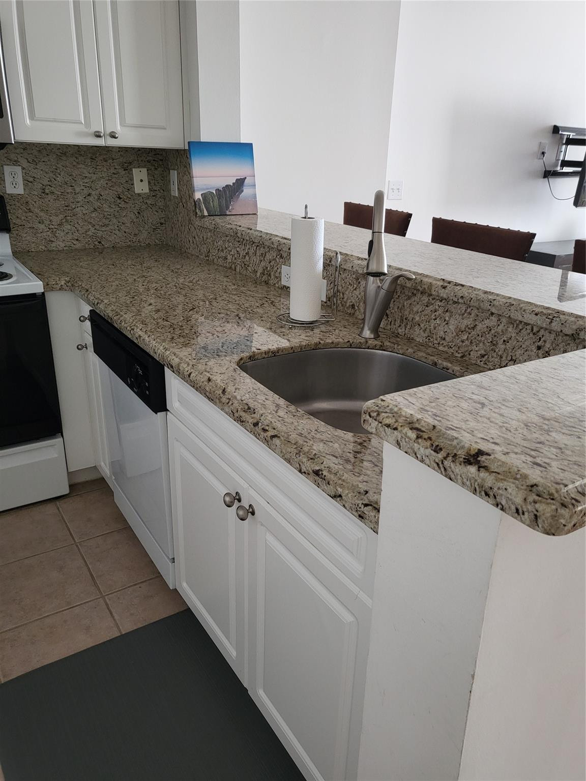 LAS OLAS BY THE RIVER - Residential Lease