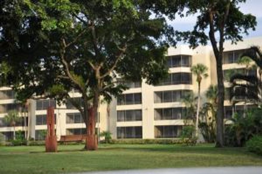 ***PLEASE READ REMARKS, BROKER REMARKS & SEE ATTACHMENTS** SPACIOUS 1 BEDR/1 BATH UNIT ON 3RD FLOOR W/UPGRADED KITCHEN W/SS APPLIANCES, GRANITE COUNTERS, WASHER/DRYER IN UNIT & ADDITIONAL STORAGE. GATED COMMUNITY W/ALL AMENITIES: POOL, TENNIS & VOLEYBALL COURTS, FITNESS CENTER. ASSOCIATION PROCESS TAKES 2 WEEKS. MOVE IN W/1ST MONTH RENT & ONE MONTH SECURITY DEPOSIT W/CREDIT OVER 620. MUST HAVE CREDIT OVER 600 FOR ASSOCIATION (APPLICATION FEE IS $90 AND $200 MOVE-IN FEE PER UNIT). NO PETS ALLOWED.