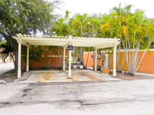 VERANO AT DELRAY - Residential Lease