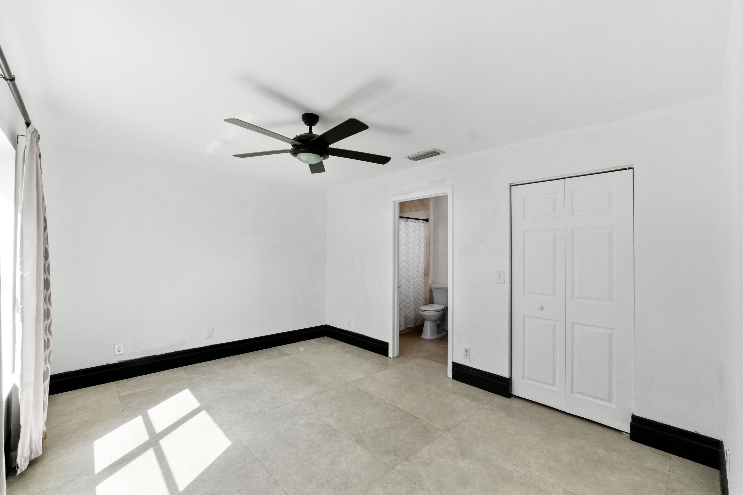 SILVER LAKES PHASE III REPLAT - Residential