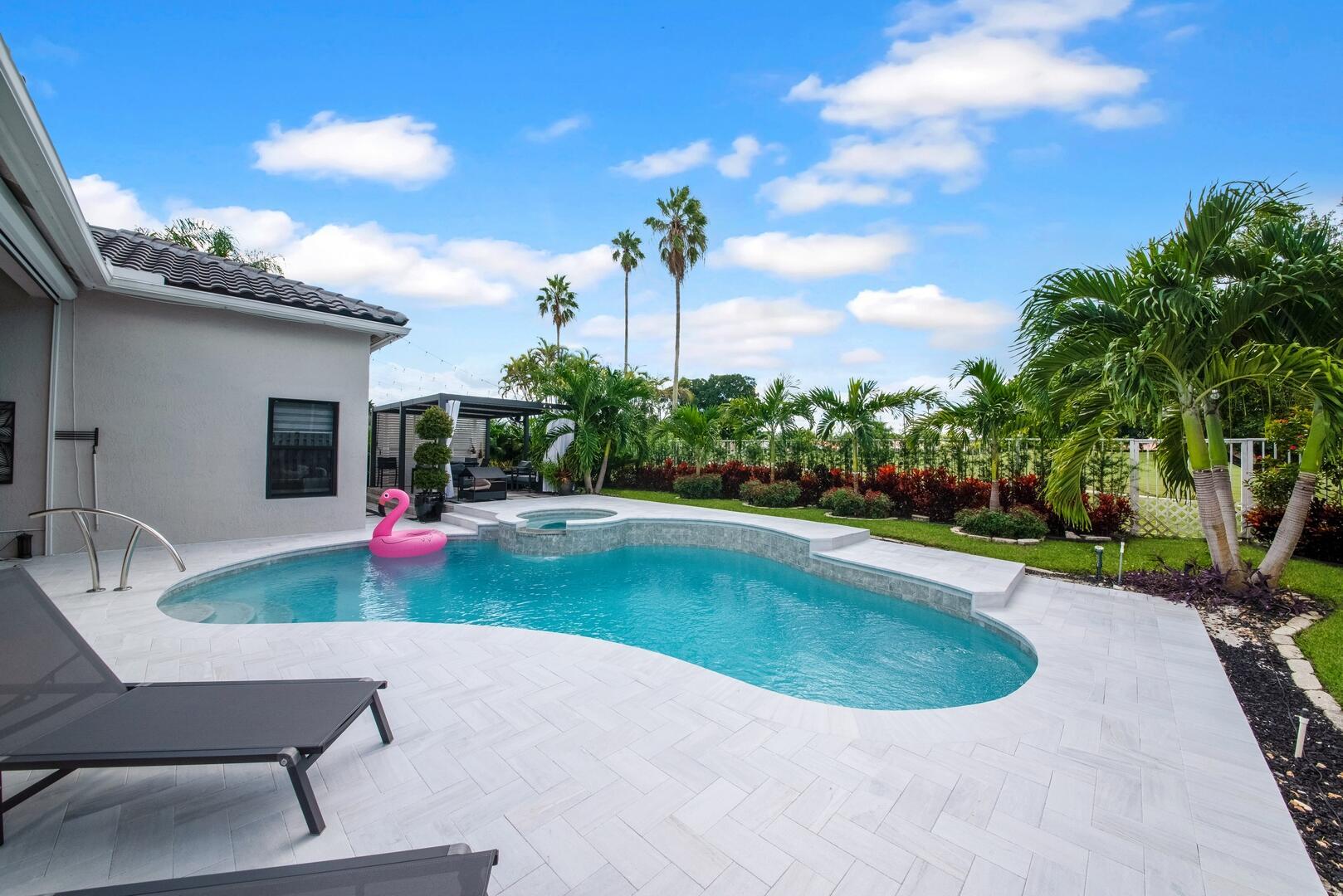WINSTON TRAILS - Residential