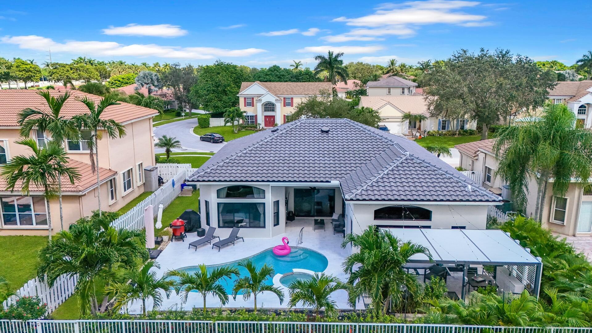 WINSTON TRAILS - Residential