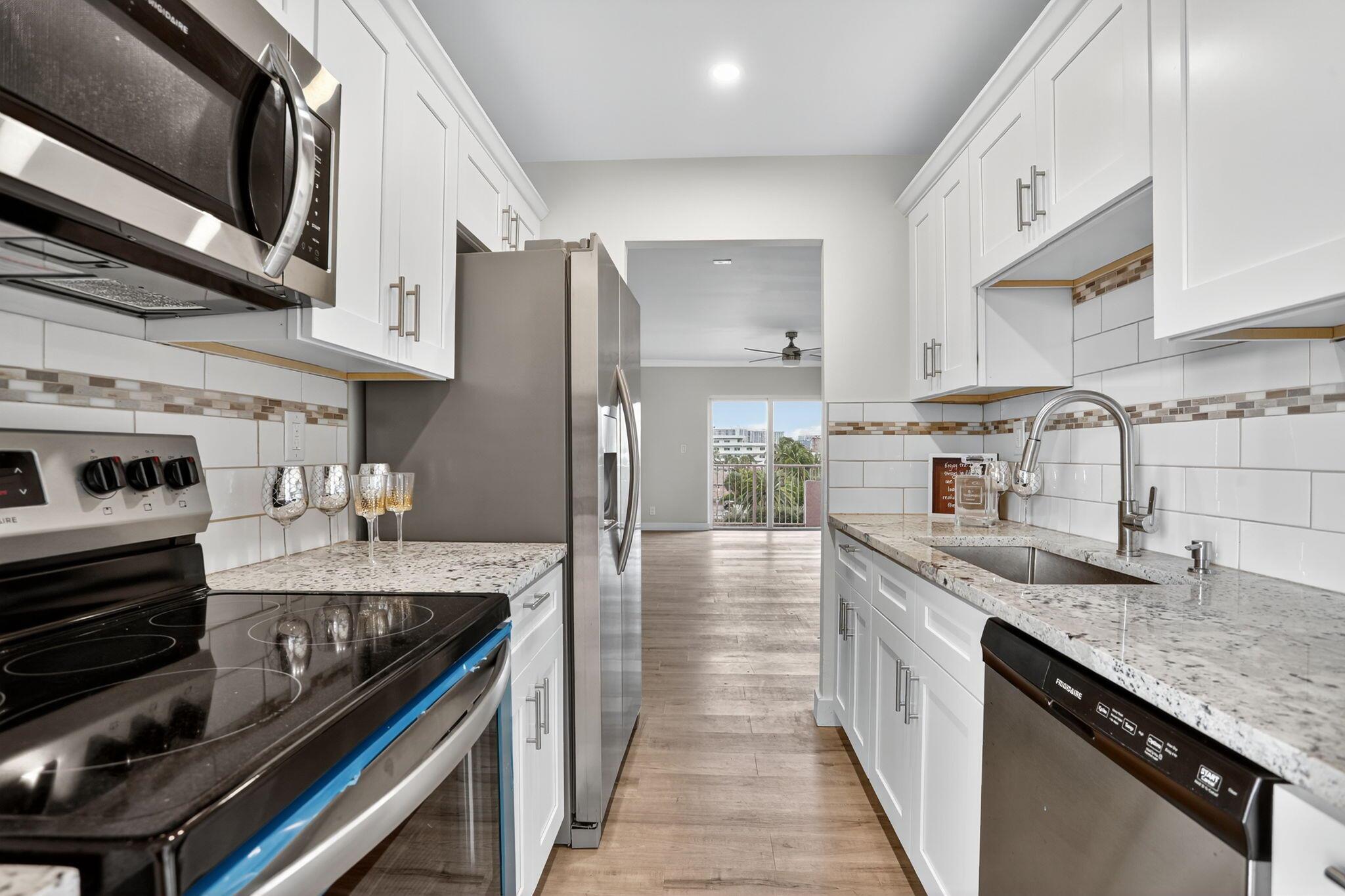 3201 NE 14th St Causeway 501