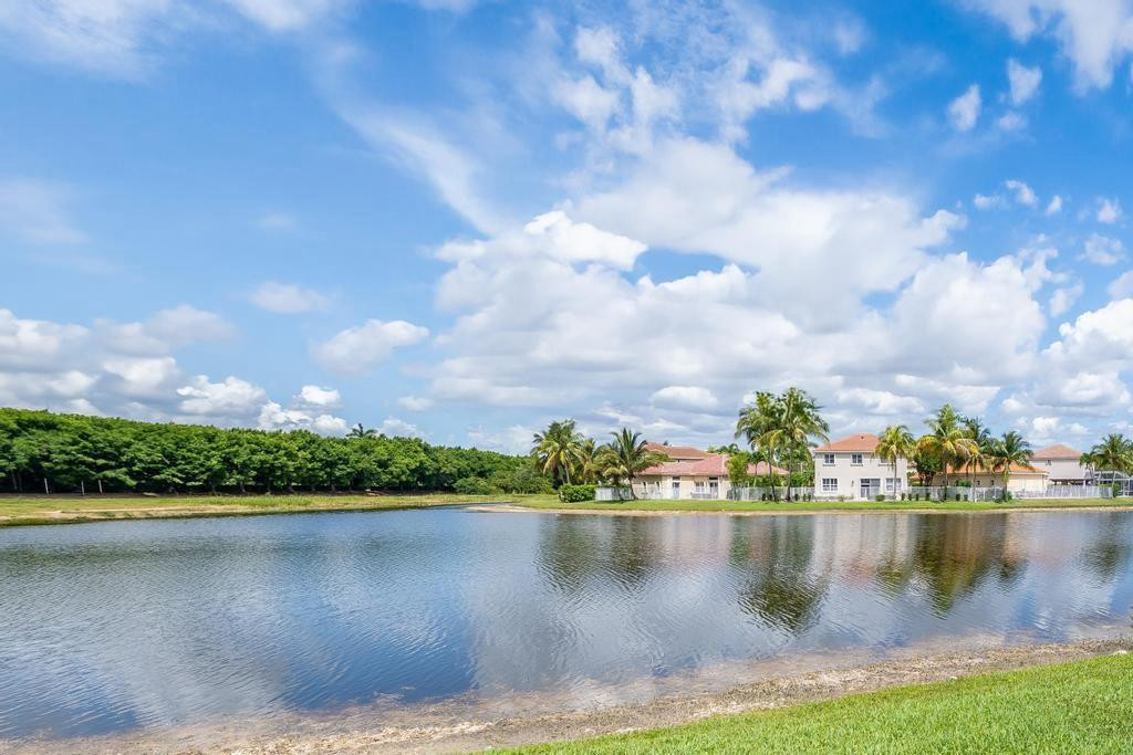 Sector 3 - Parcels C, D, - Residential