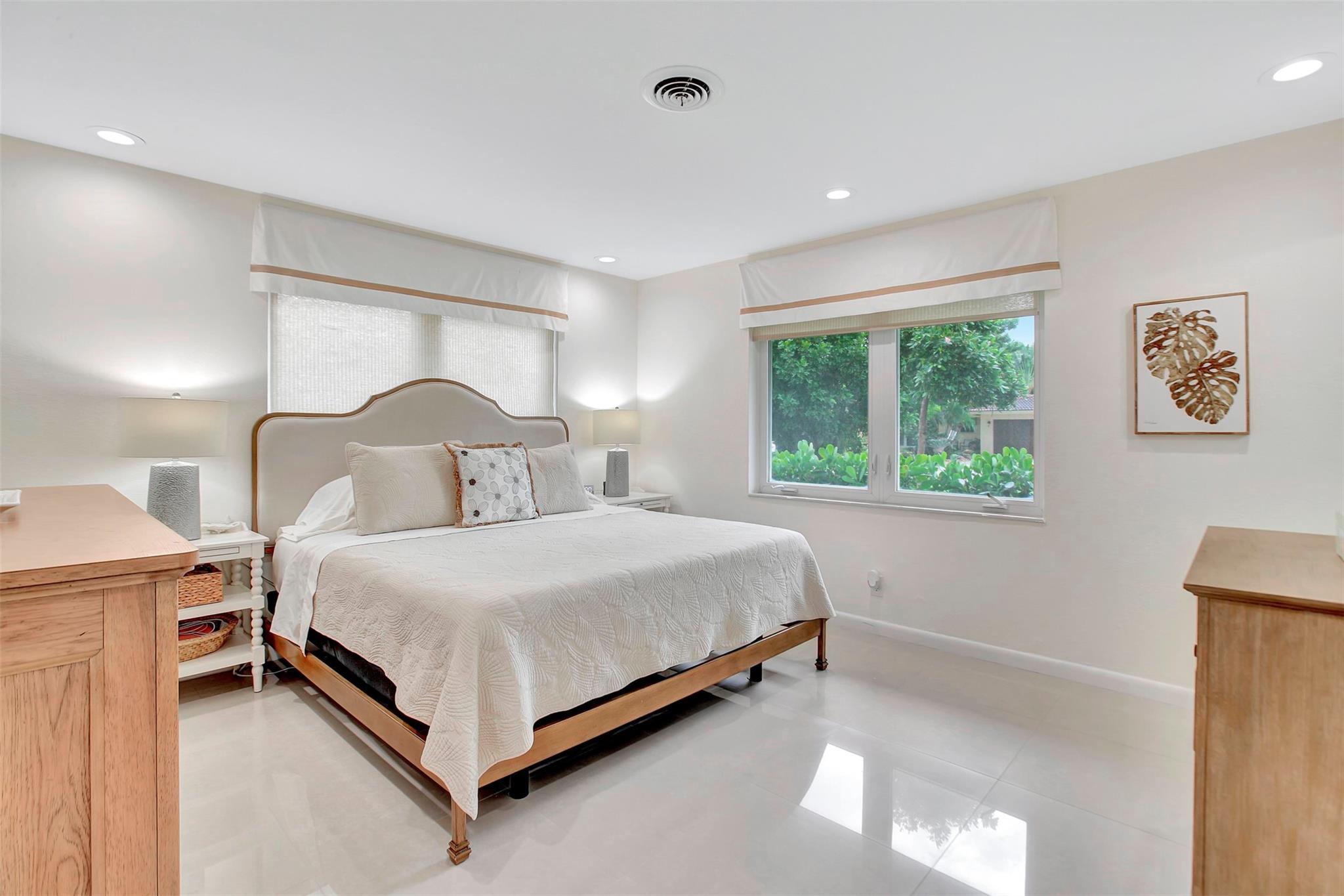 Bel-Air 32-10 B - Residential