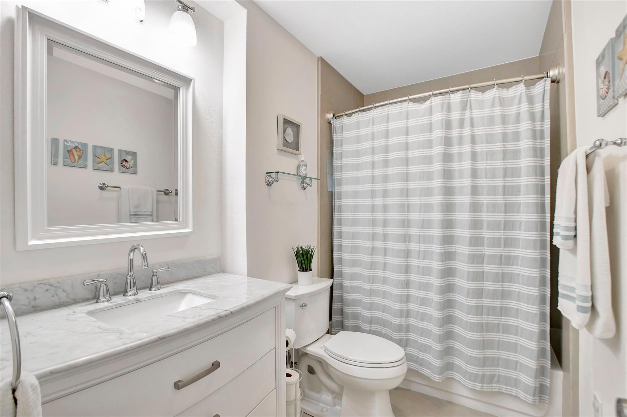Bel-Air 32-10 B - Residential