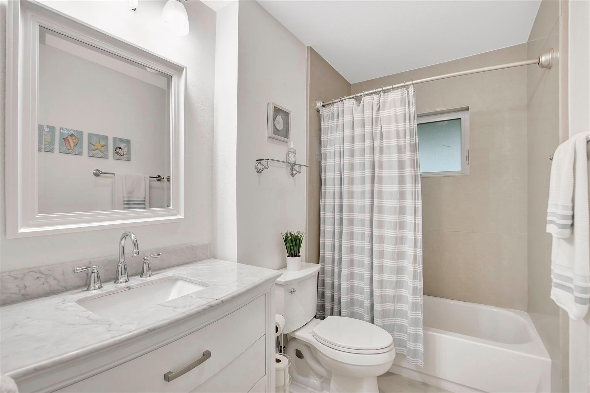 Bel-Air 32-10 B - Residential