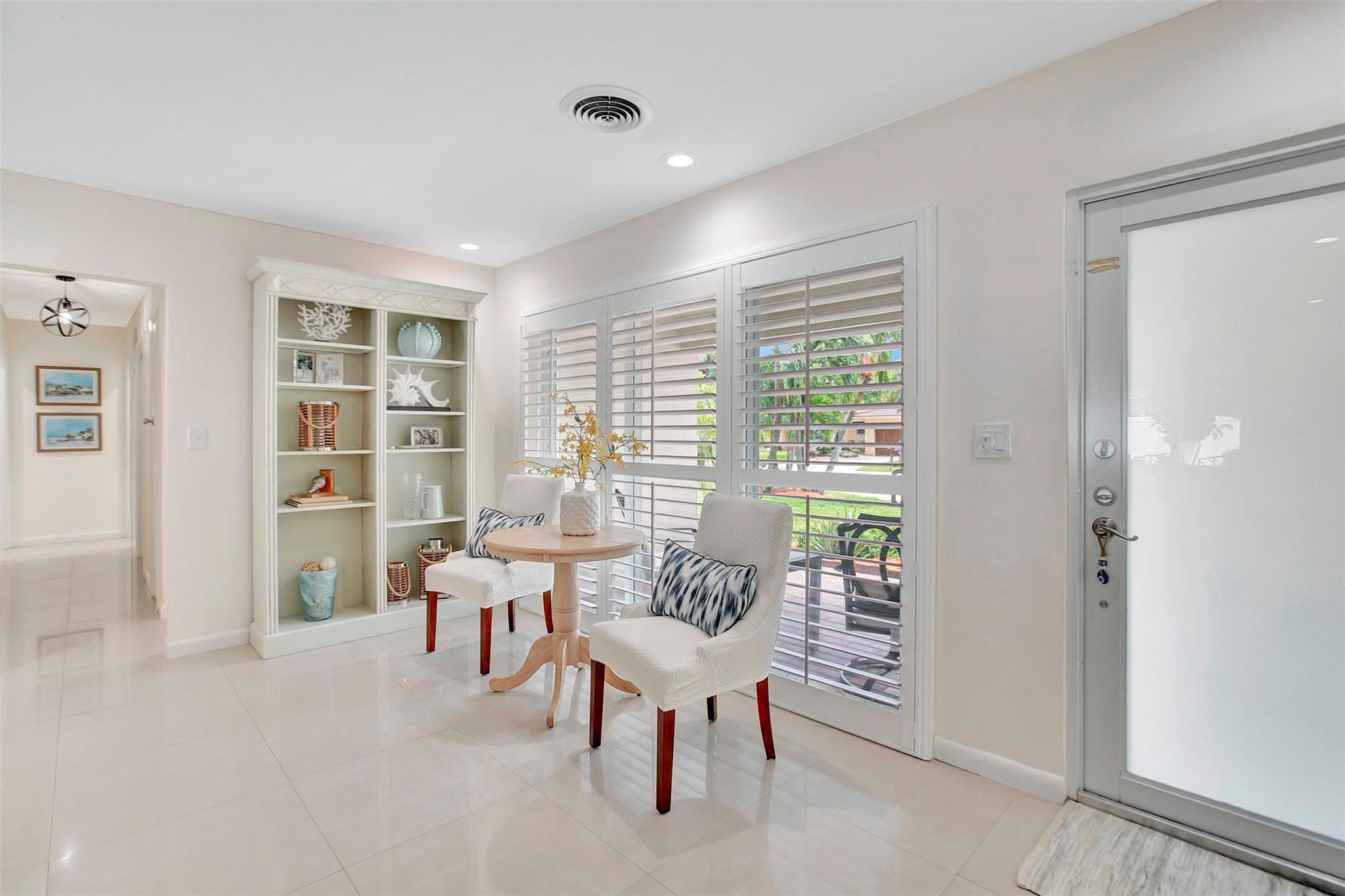Bel-Air 32-10 B - Residential