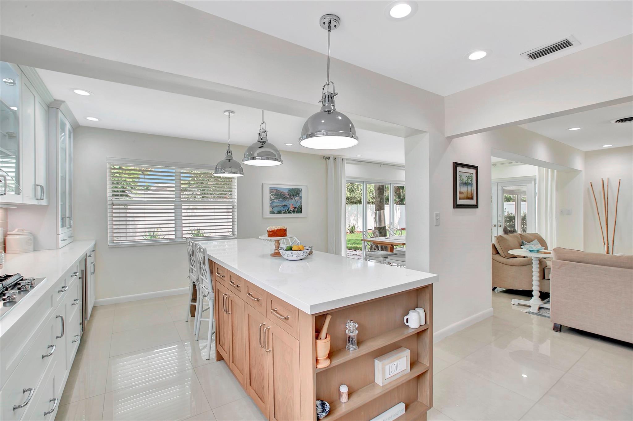 Bel-Air 32-10 B - Residential