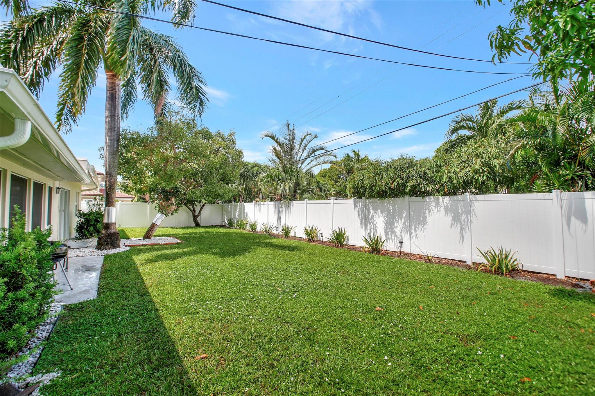 Bel-Air 32-10 B - Residential