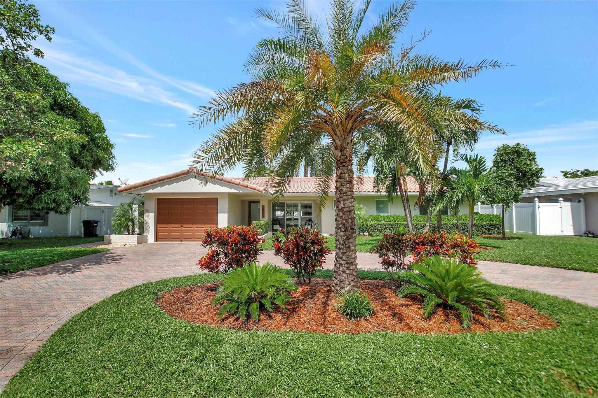 Bel-Air 32-10 B - Residential