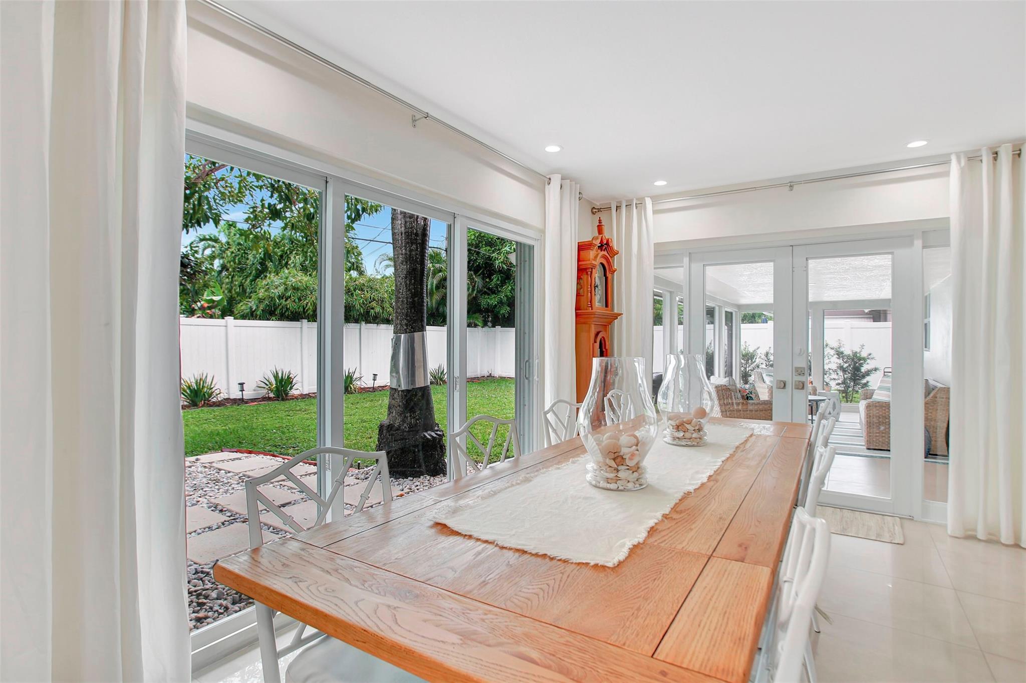 Bel-Air 32-10 B - Residential