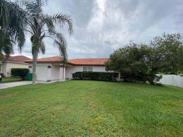 Photo of 359 SW Dalton Circle, Port Saint Lucie, FL 34953 (MLS # R10757789)