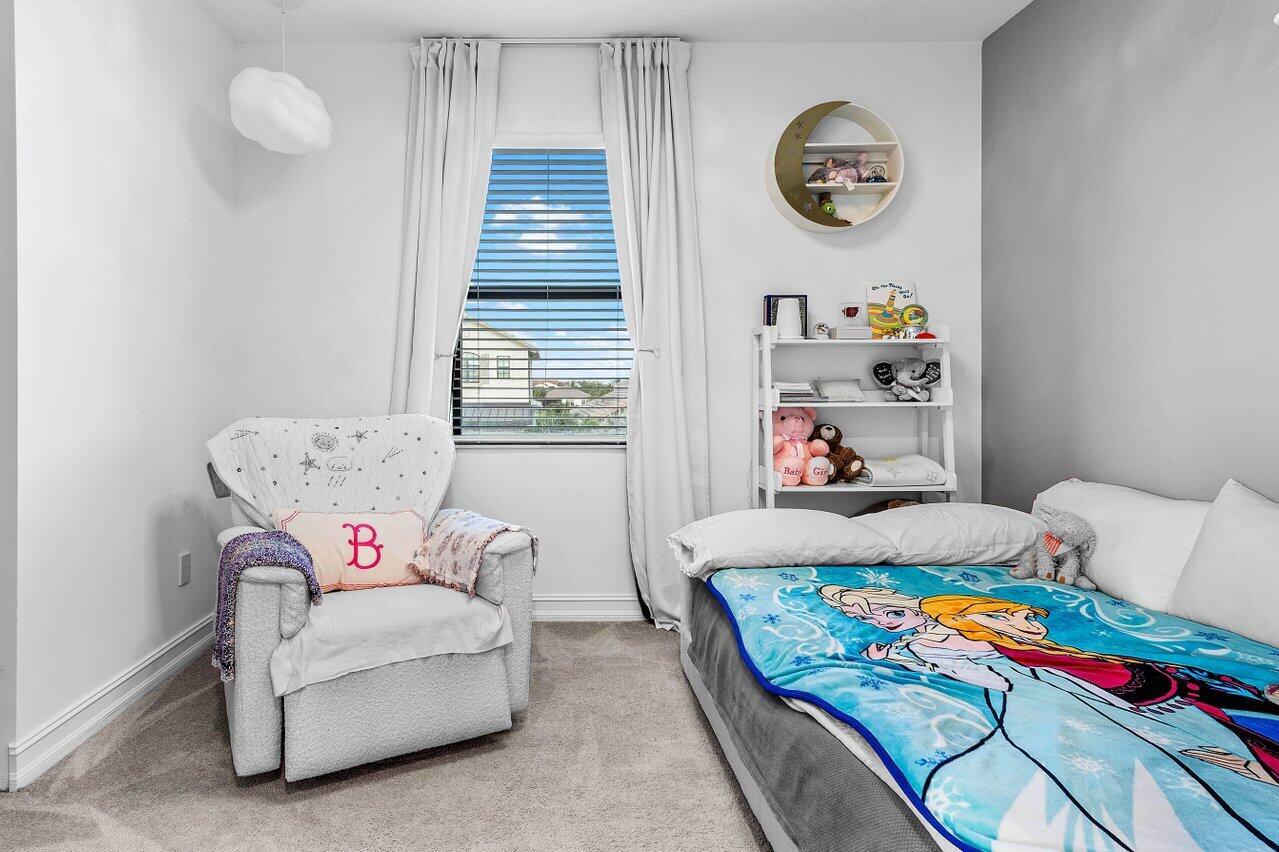 PALM MEADOWS ESTATES - Residential