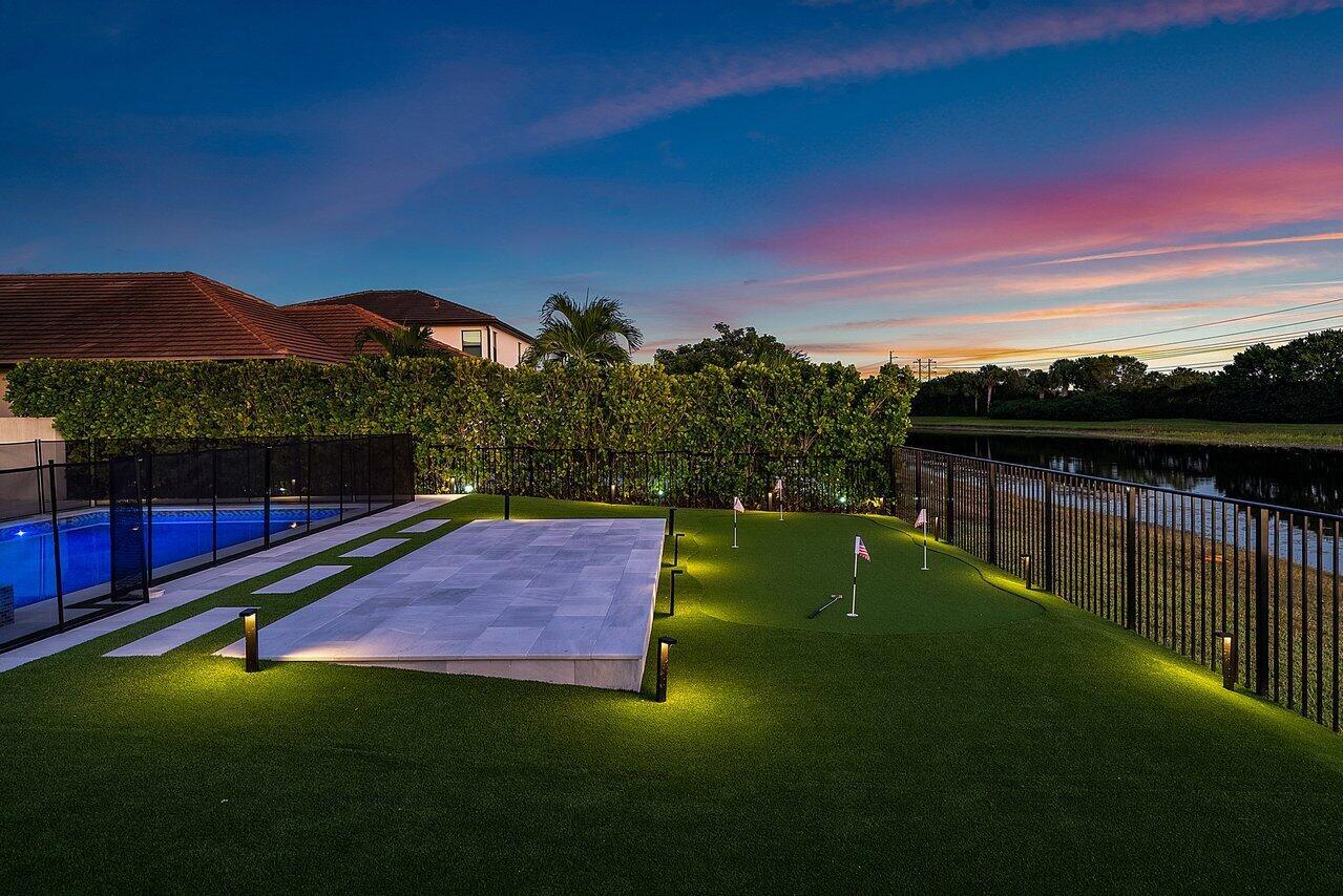 PALM MEADOWS ESTATES - Residential