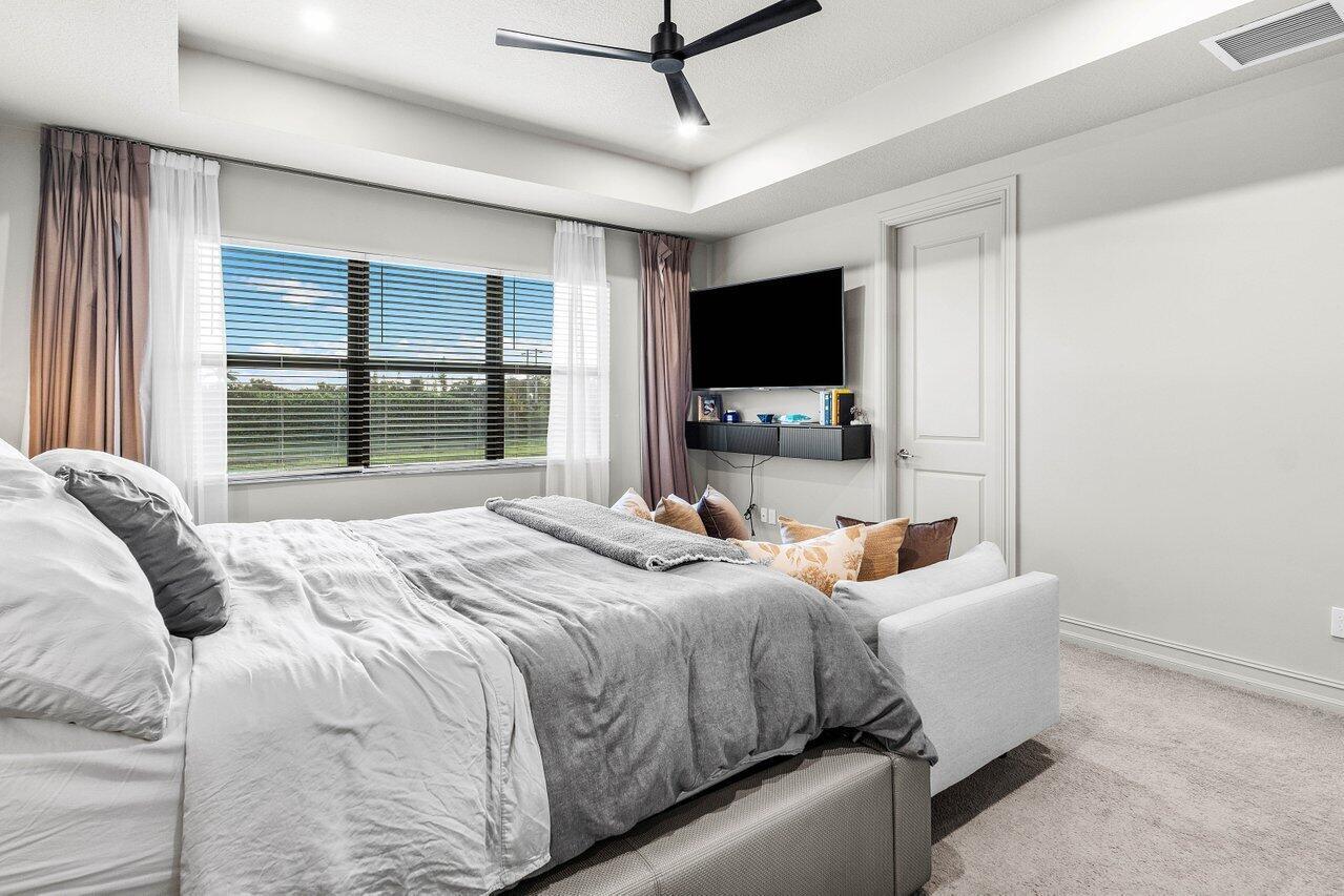 PALM MEADOWS ESTATES - Residential