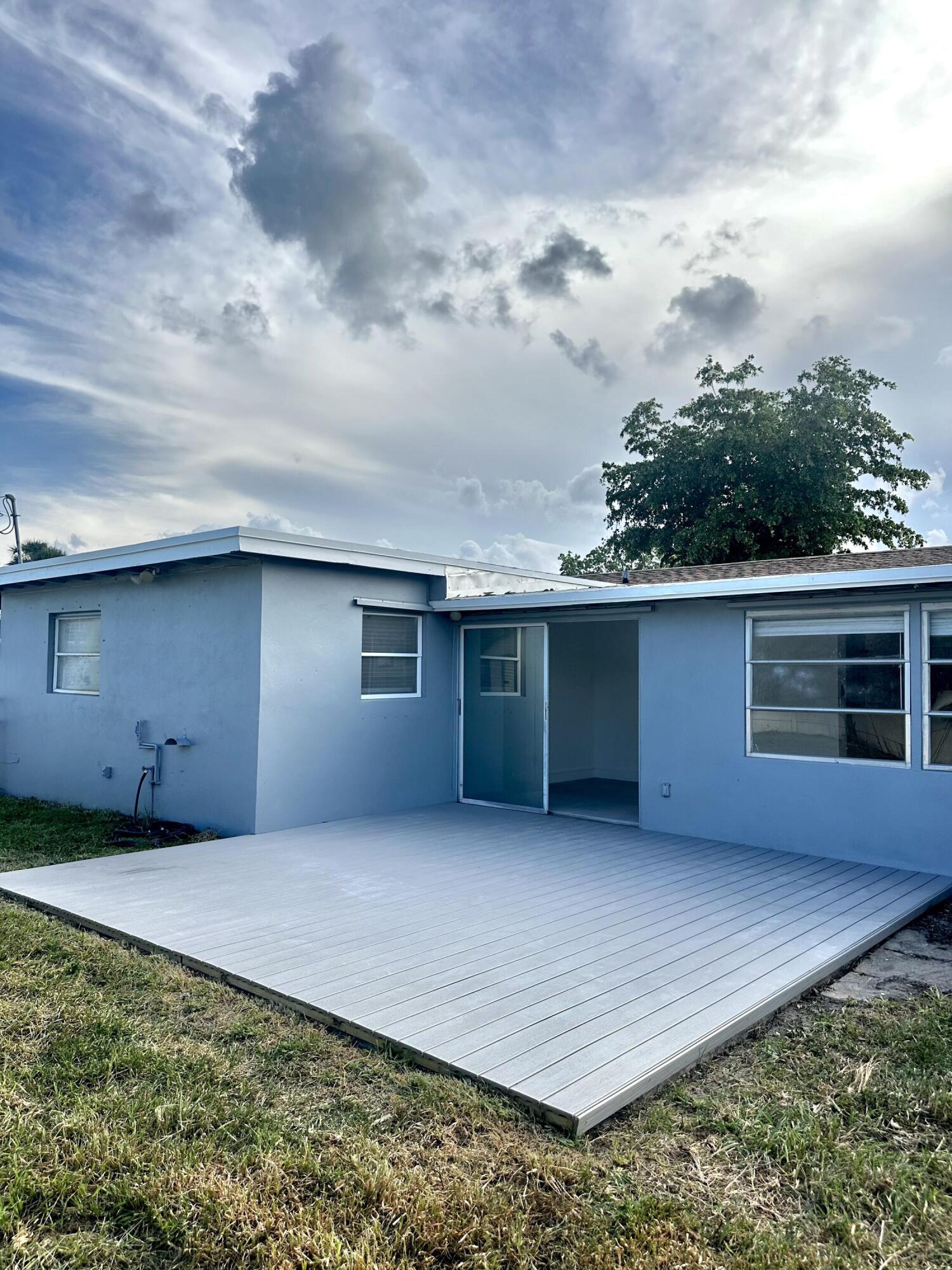 LAKE BELVEDERE ESTATES 3R - Residential