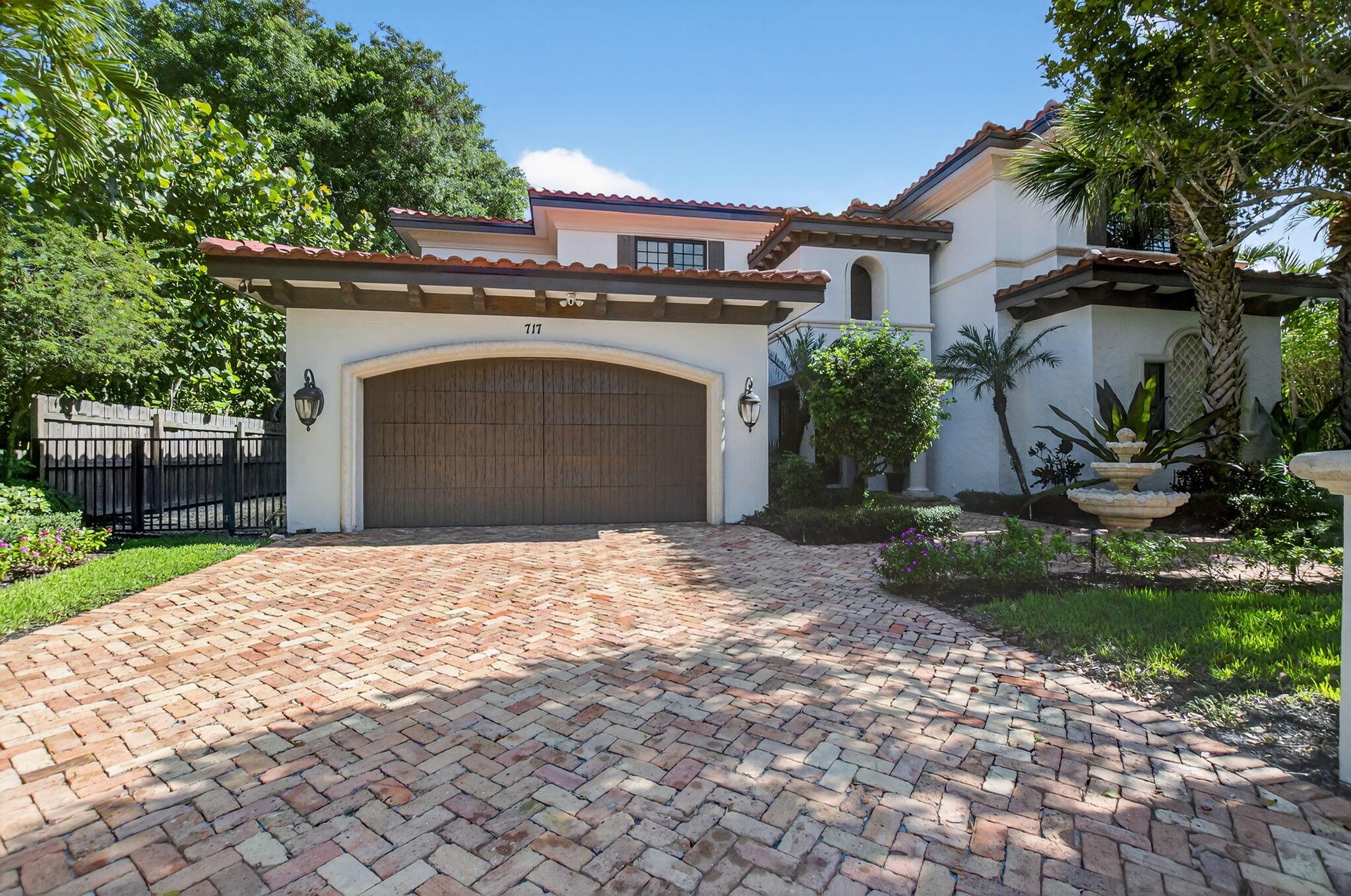717 NW 4th Street