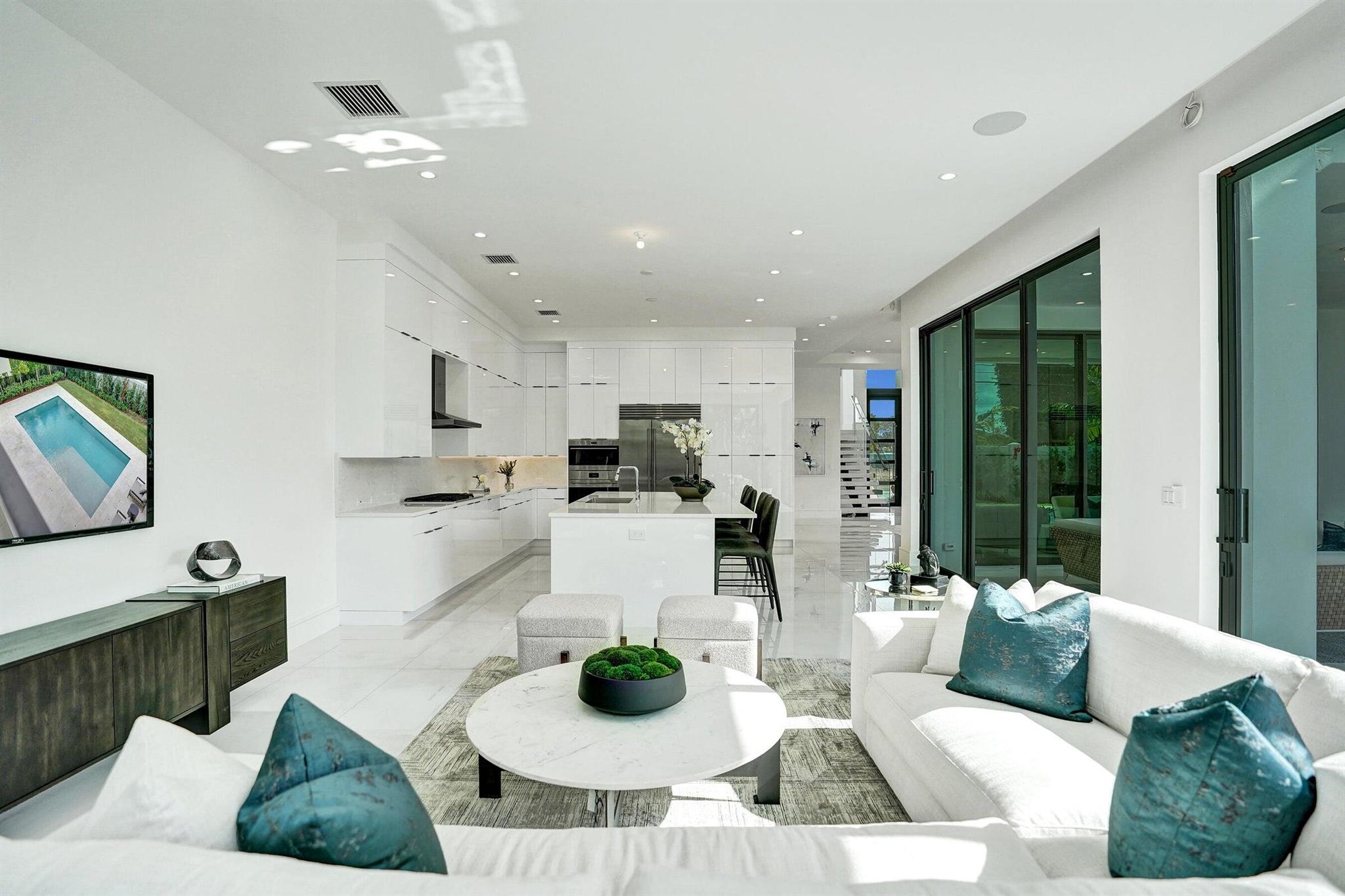 DELRAY RIDGE - Residential