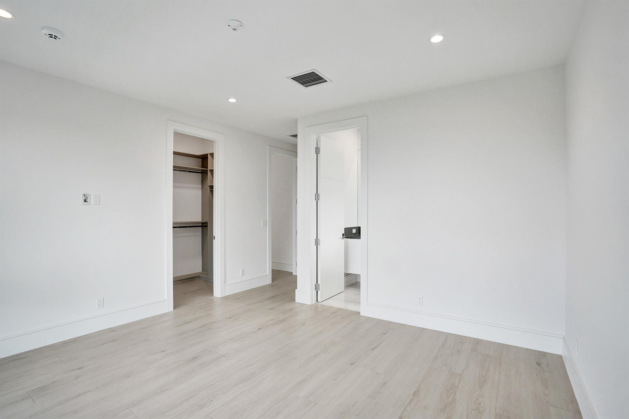 DELRAY RIDGE - Residential