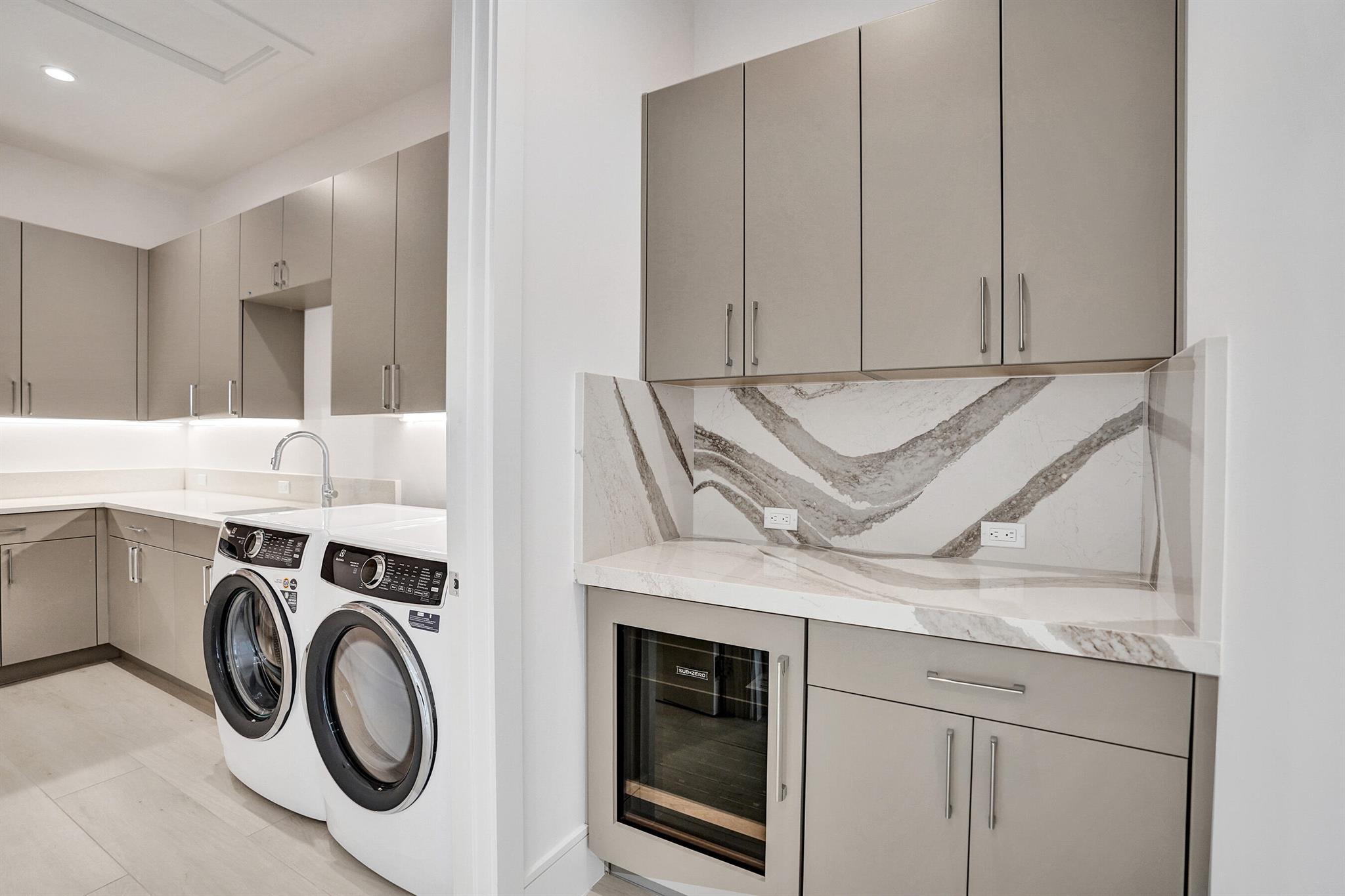 DELRAY RIDGE - Residential