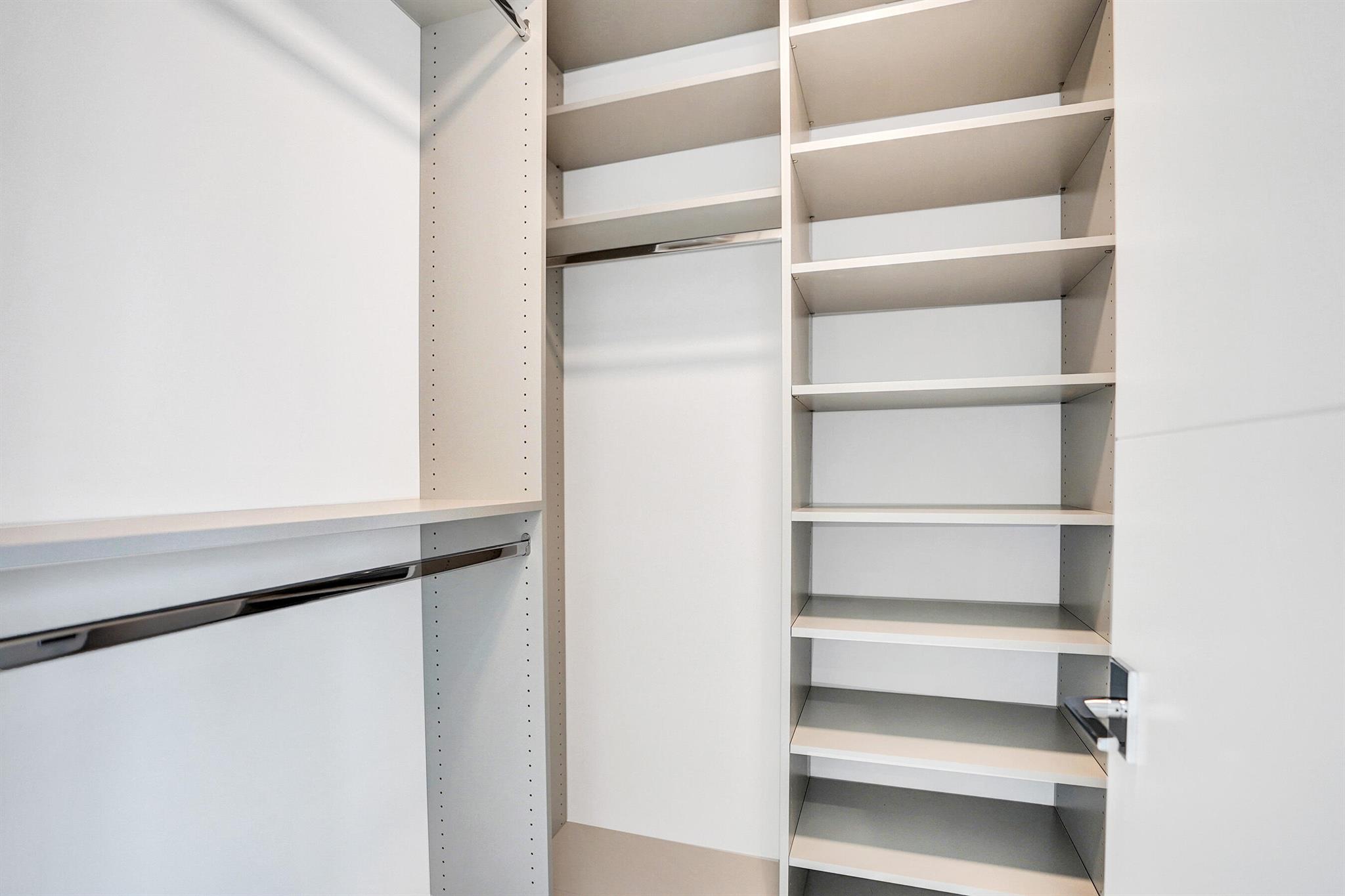 DELRAY RIDGE - Residential