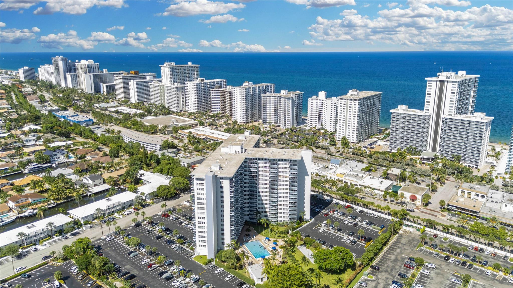 Coral Ridge Towers East - Residential