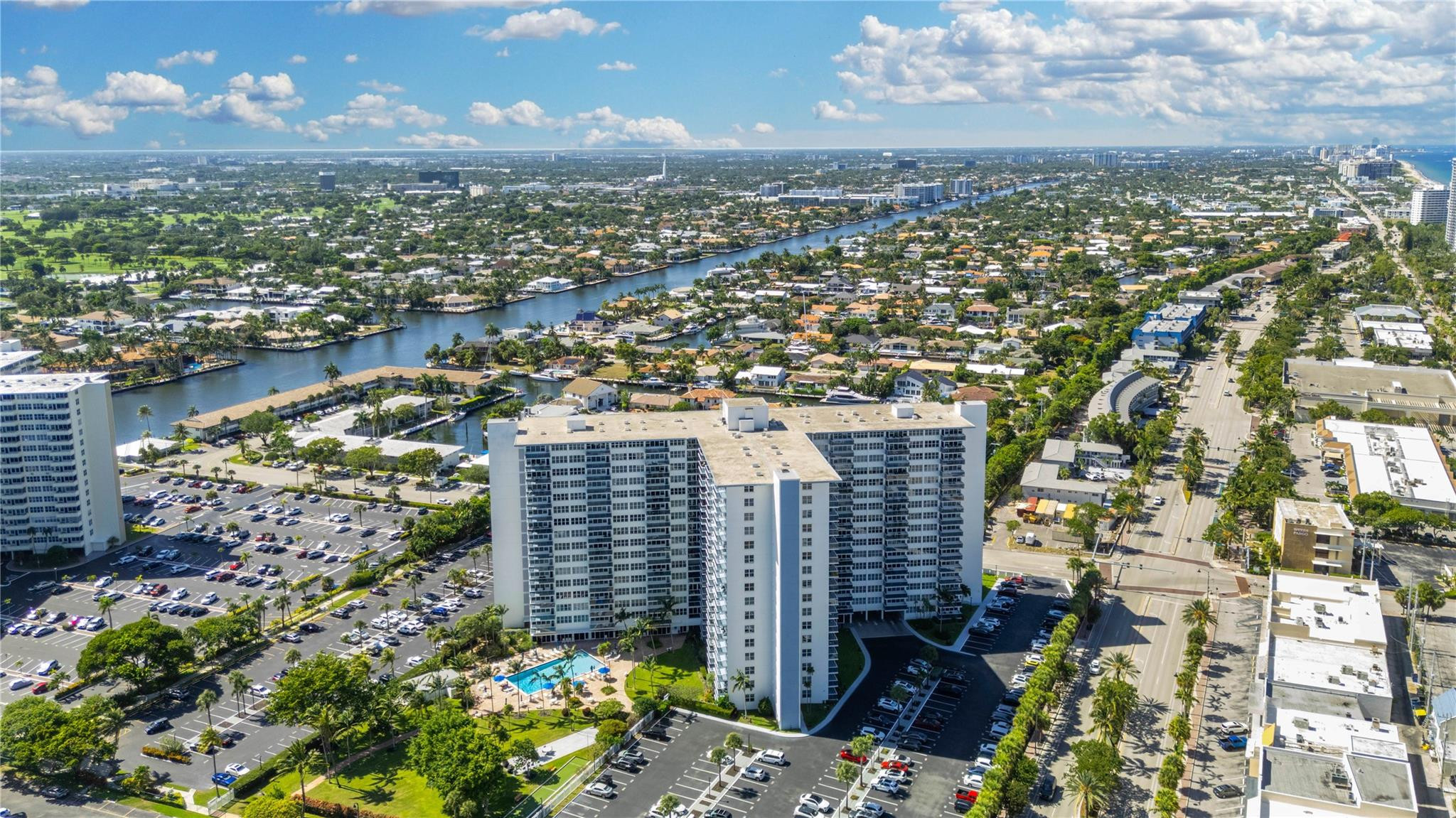Coral Ridge Towers East - Residential