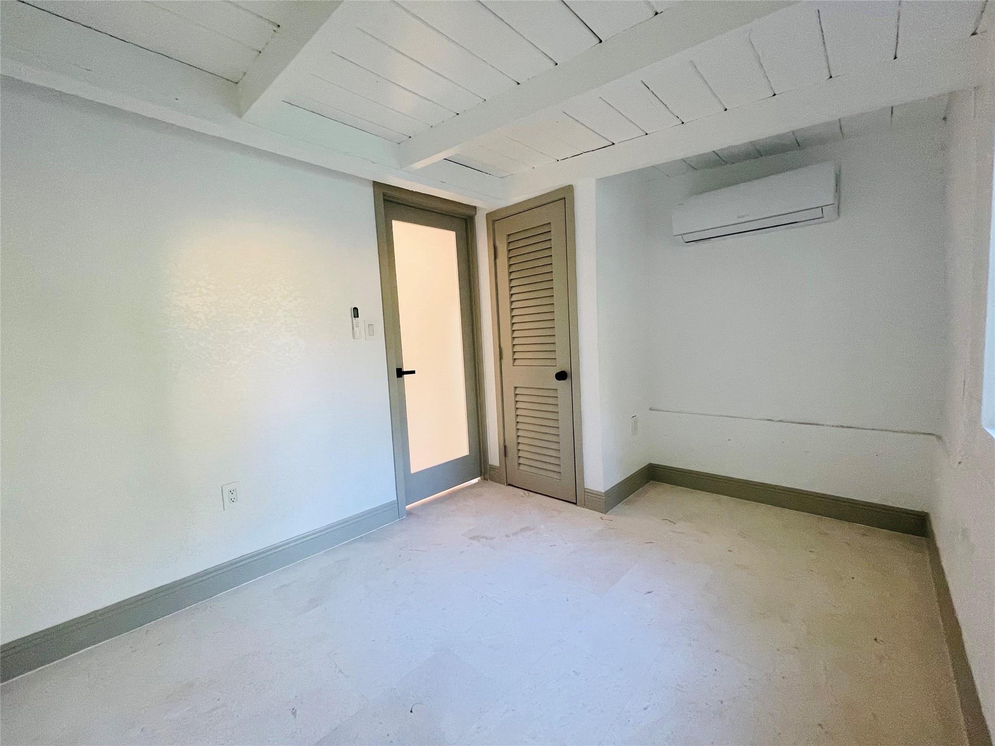 Oakland Park Second Add 1 - Residential Lease