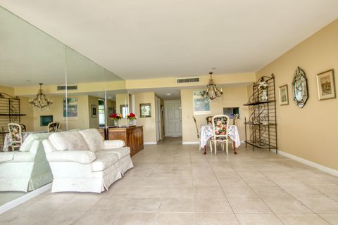 Tiny photo for 4260 D Este Court #102, Lake Worth, FL 33467 (MLS # R11167594)