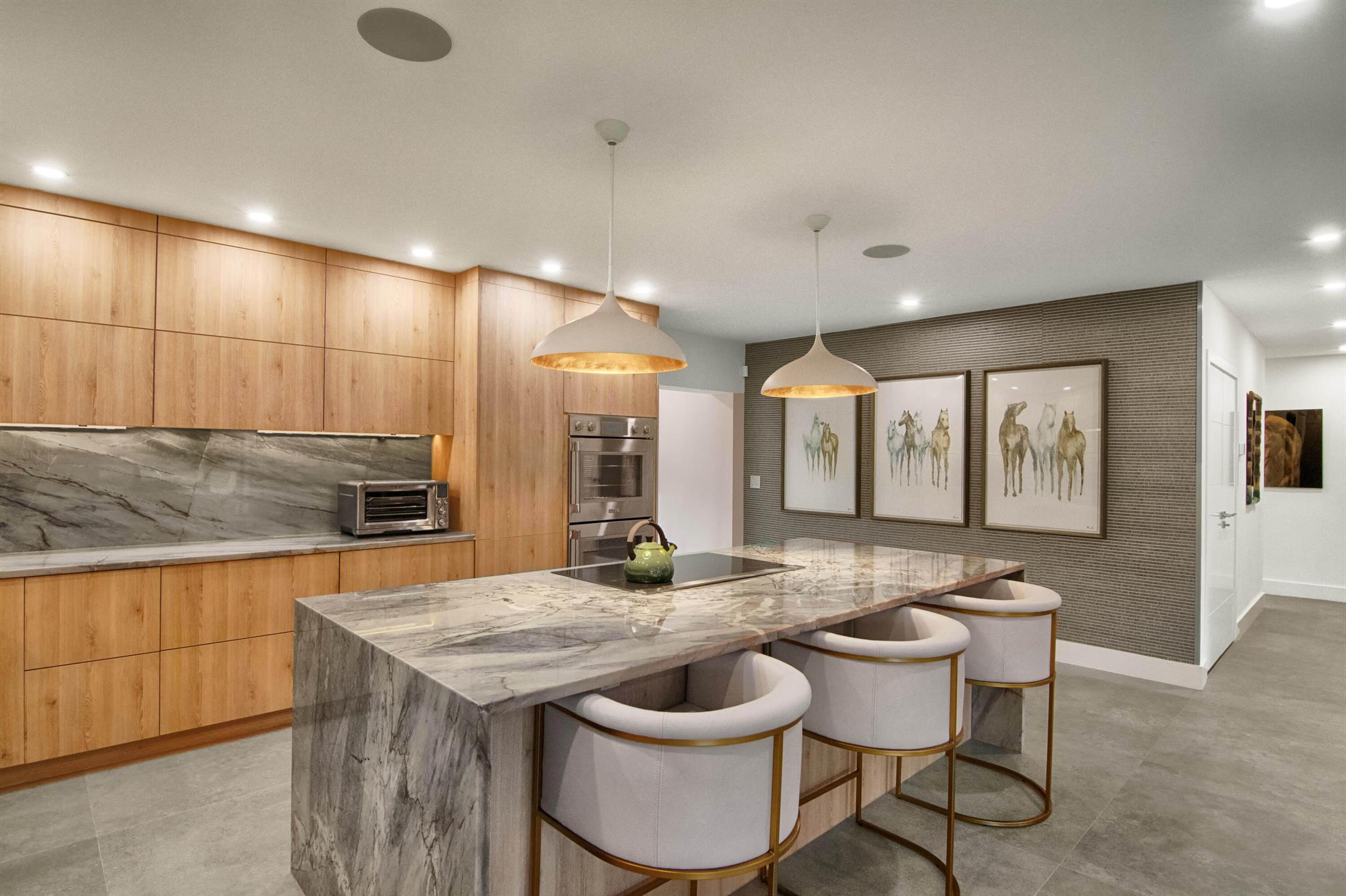 MEADOW BROOK CONDO - Residential