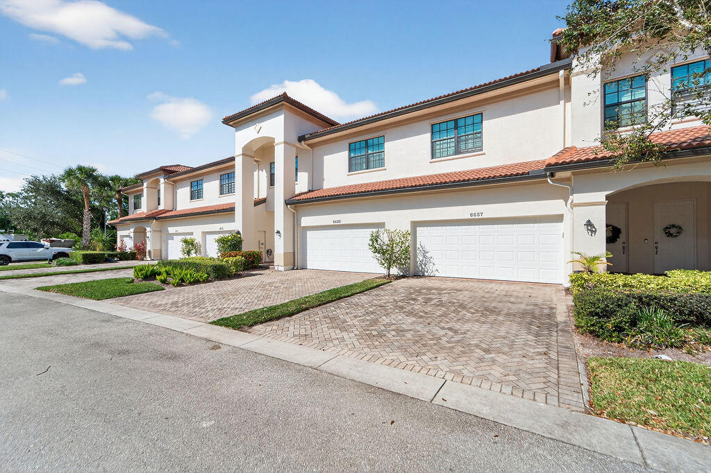 WOODMILL POND CONDO - Residential