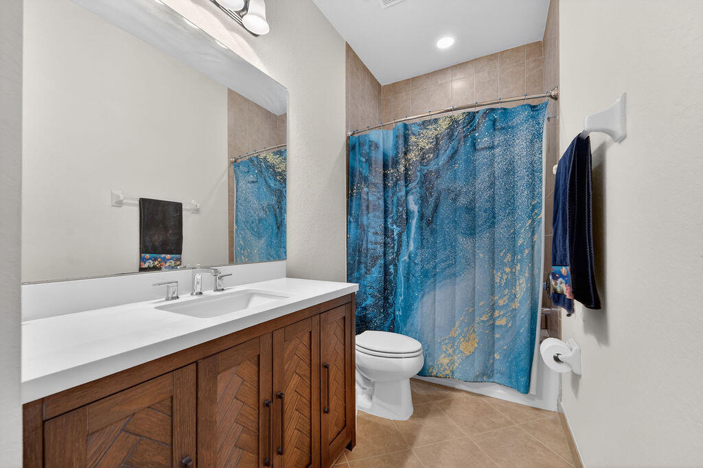 WOODMILL POND CONDO - Residential