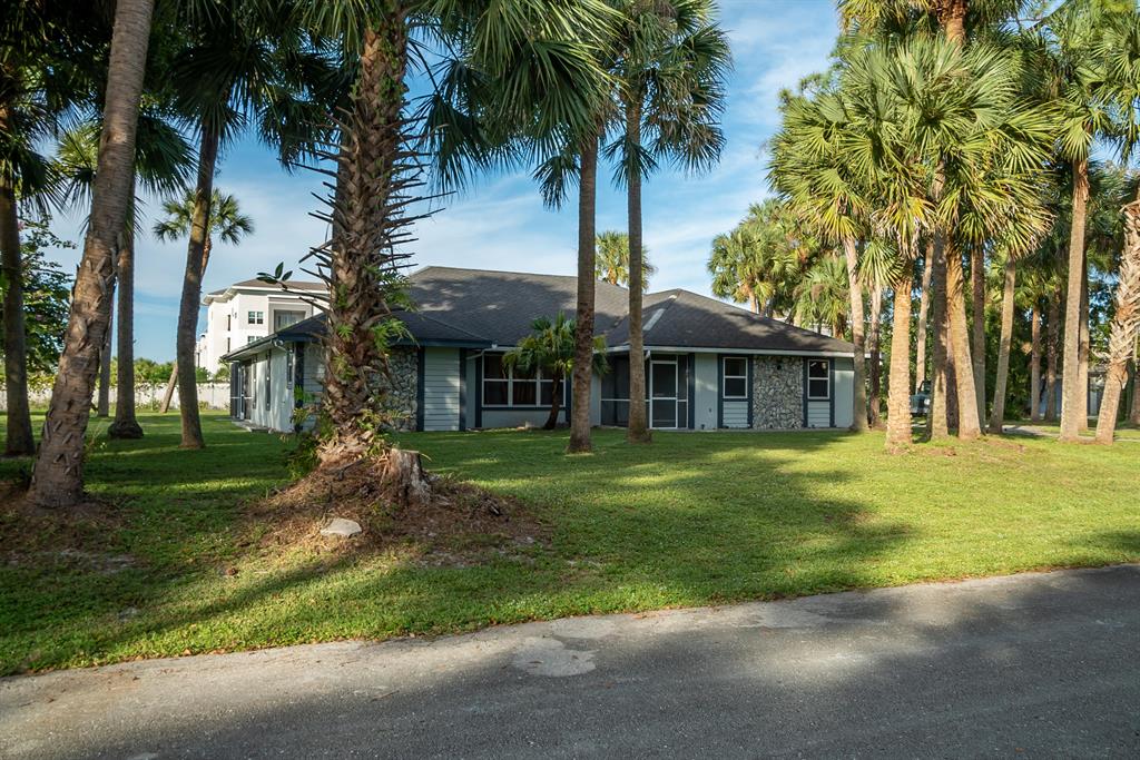 This single family home has so much to offer. 3/2 with half acre lot offers split floor plan, vaulted ceilings, walk in closets for each room,family room, big covered/ screened in patio with a window/ bar from kitchen as well as access from the master bedroom and Cabana bath, oversize 2 car garage, plenty of parking for RV or boat. All while enjoying the security of gated community.